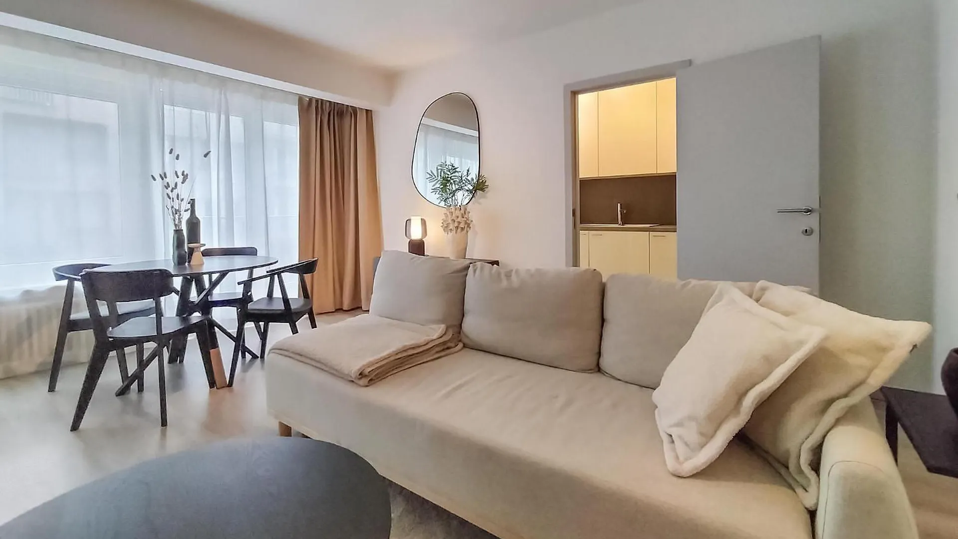 2 Bedroom Nice Apartment In Oostende Belgium